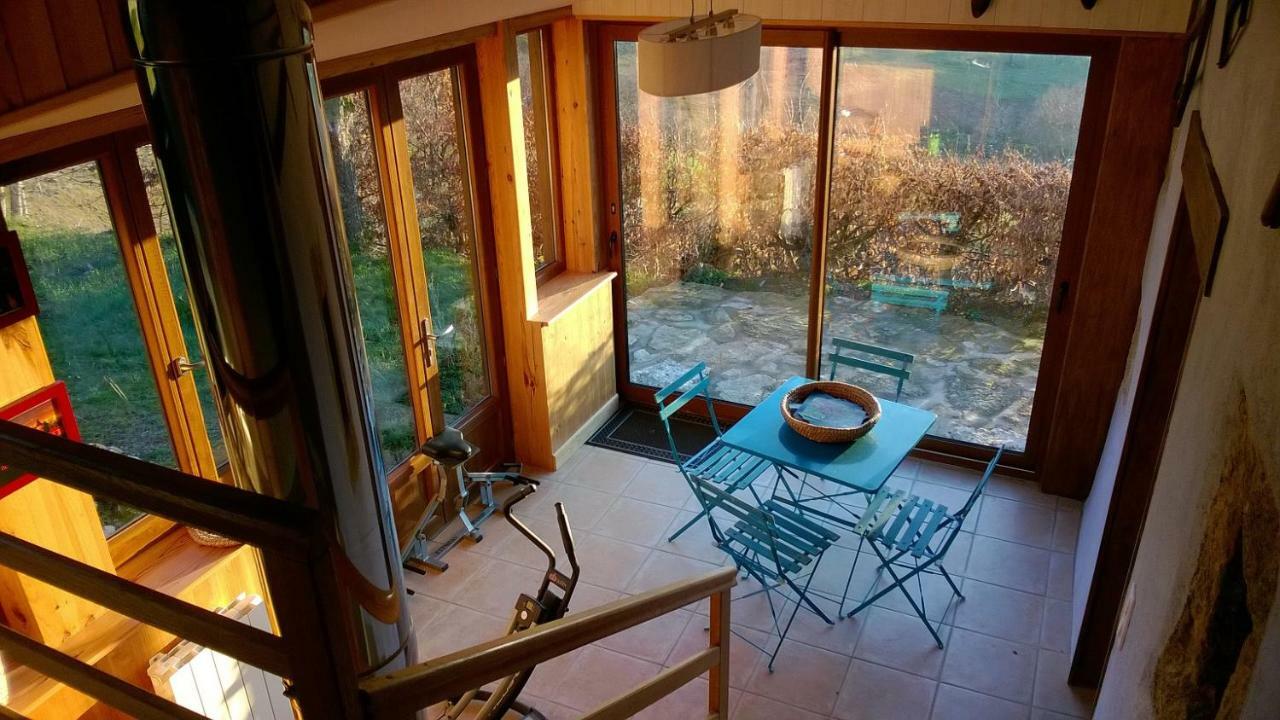 Gite " Oree Des Bois" Vertolaye Eksteriør bilde